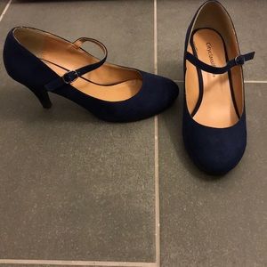 Navy Mary Jane shoes